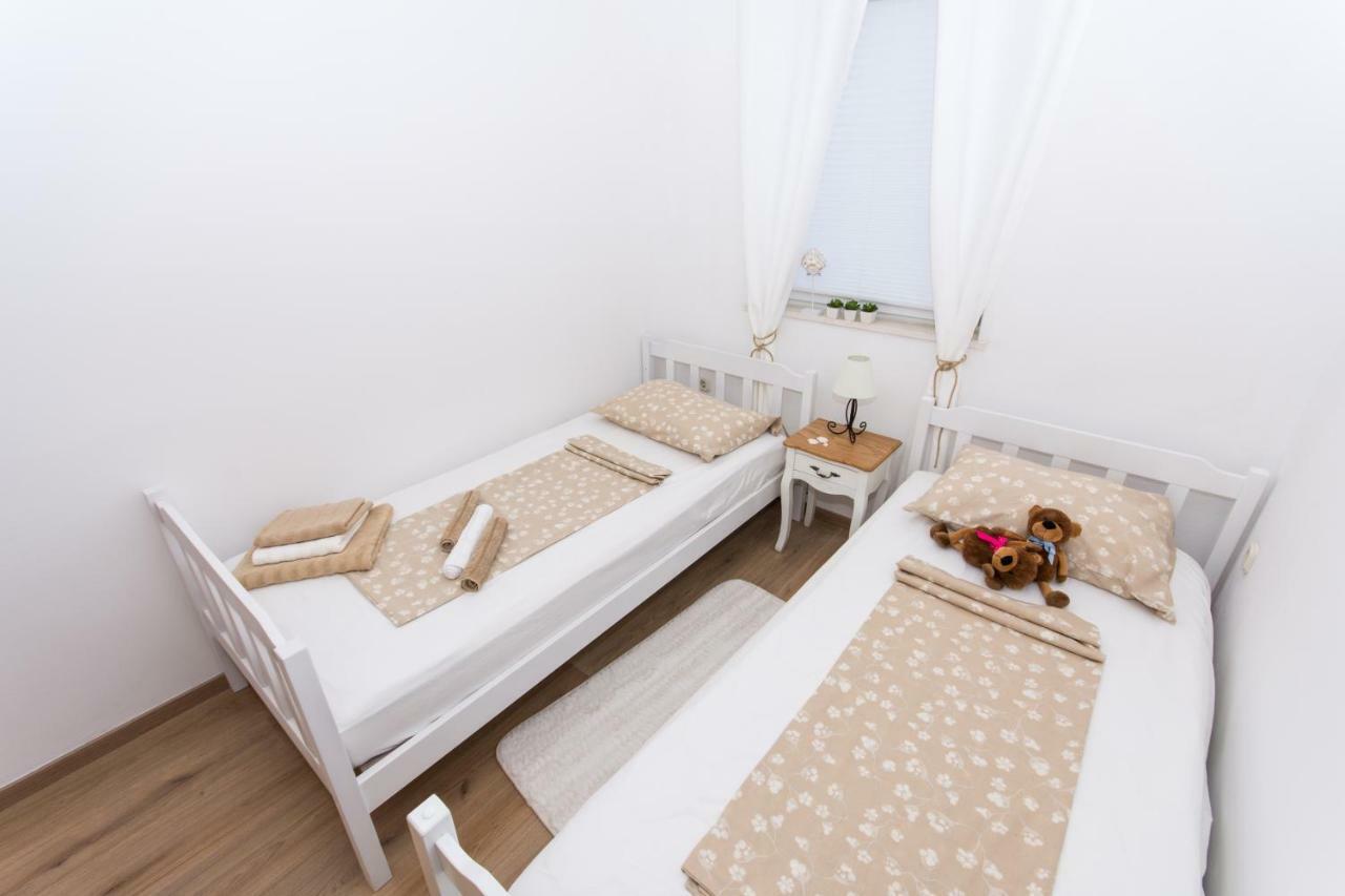 Lavanda Apartment Kastela Ngoại thất bức ảnh